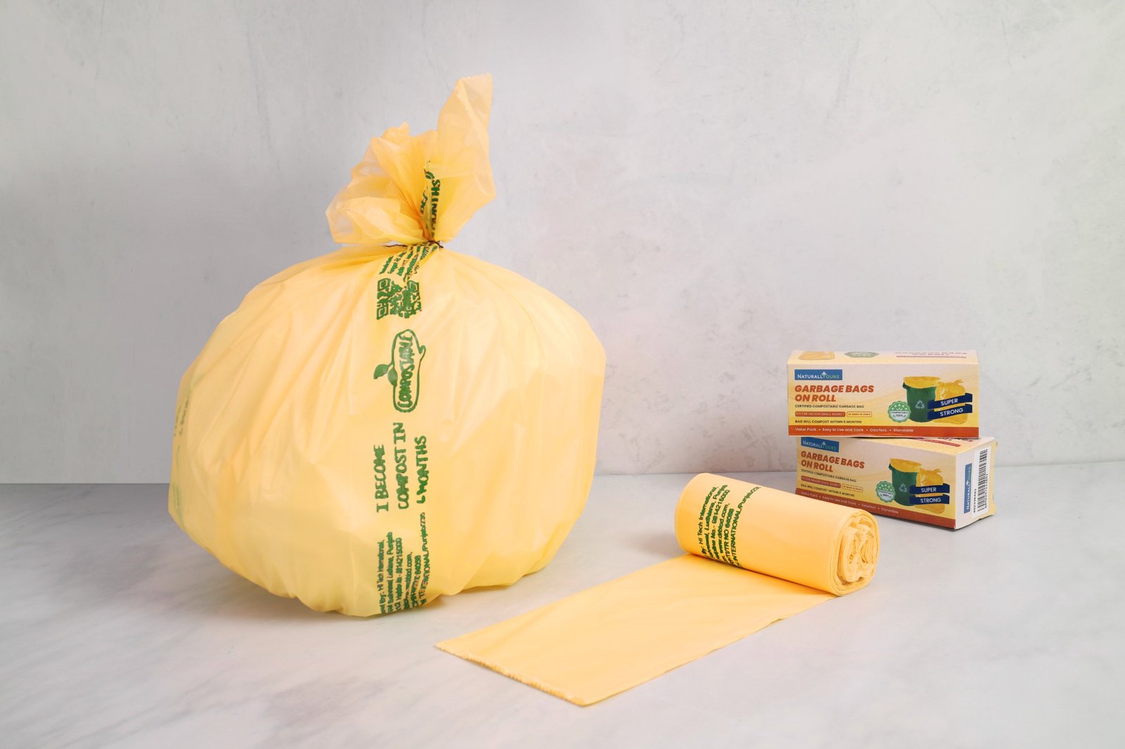 NATURALLYOURS Certified Compostable Garbage Bags on Roll, 18 × 21 Inches, Yellow, 1 Roll/20 Bags